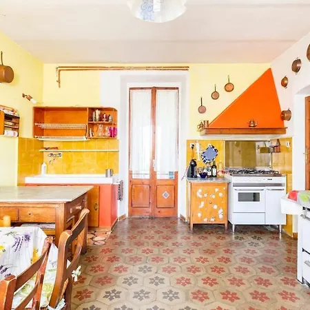 Cascina Baracico, Stanza Della Pace Feriehus *