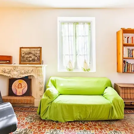 Cascina Baracico, Stanza Della Pace *