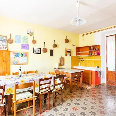 Cascina Baracico, Stanza Della Pace *